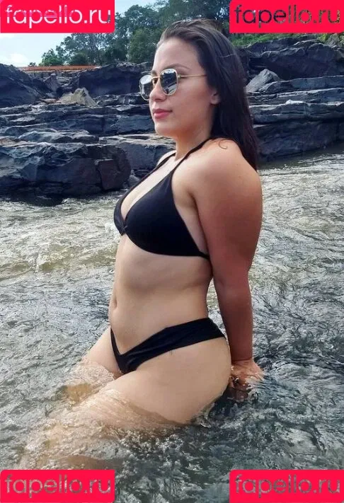 Thallyta Araujo Onlyfans Photo Gallery 