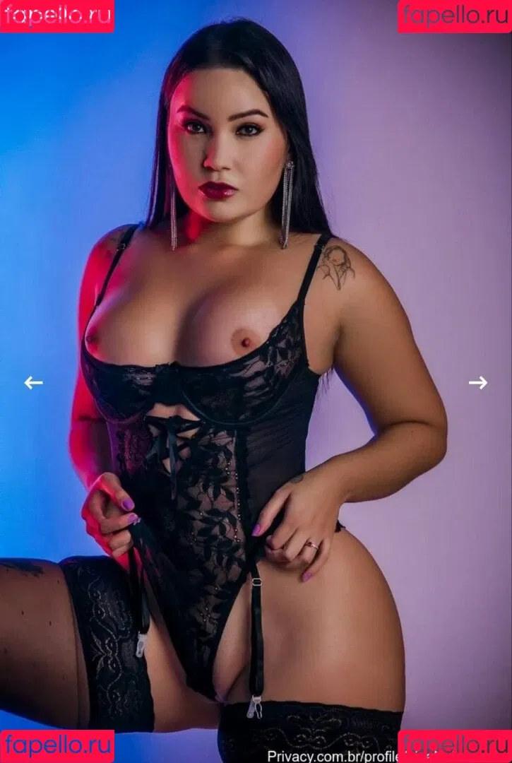 Lina Nakamura Onlyfans Photo Gallery 