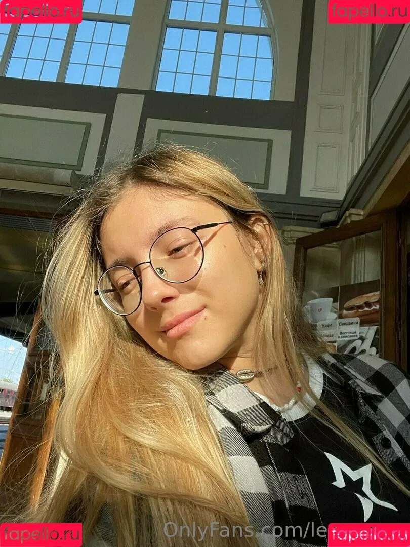 leamoore Onlyfans Photo Gallery 