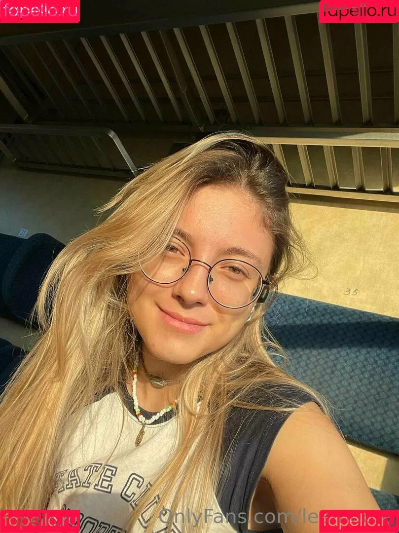 leamoore Onlyfans Photo Gallery 