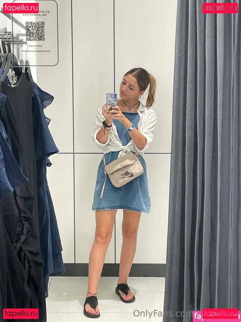 leamoore Onlyfans Photo Gallery 