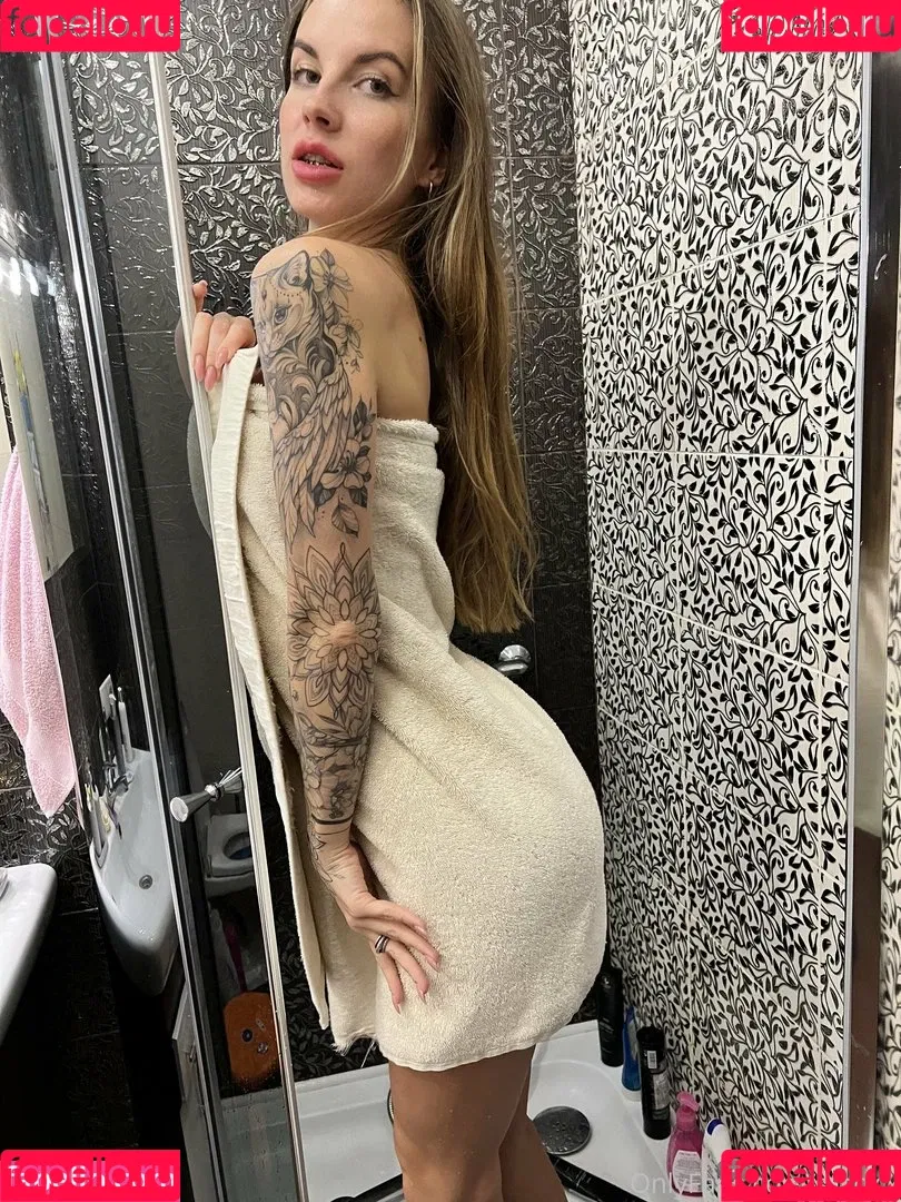 Stacy Queen Onlyfans Photo Gallery 