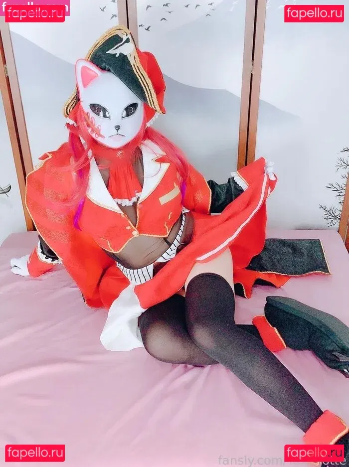 Yaxie Lotte Onlyfans Photo Gallery 