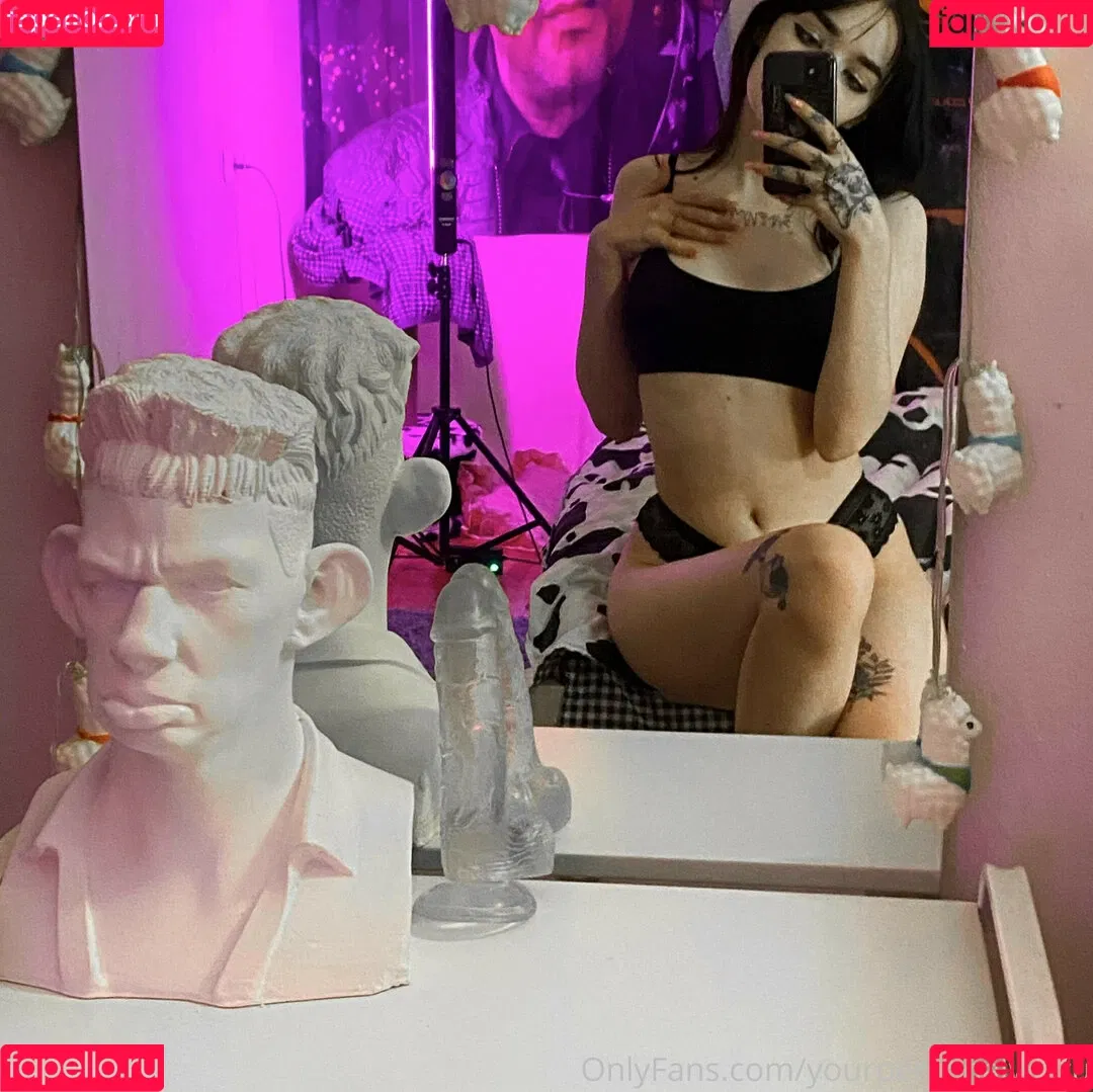 Yourpersonalwaifu Onlyfans Photo Gallery 