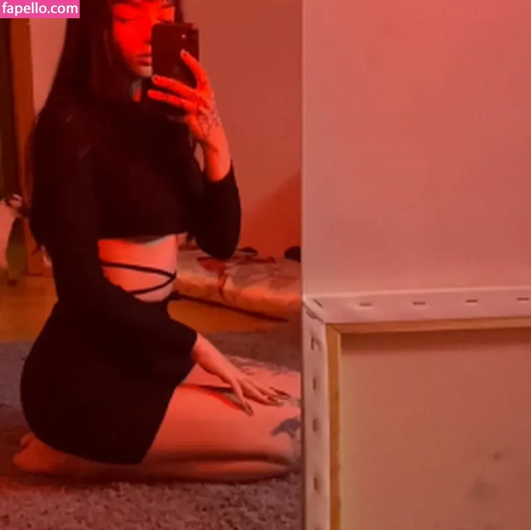 Yourpersonalwaifu Onlyfans Photo Gallery 