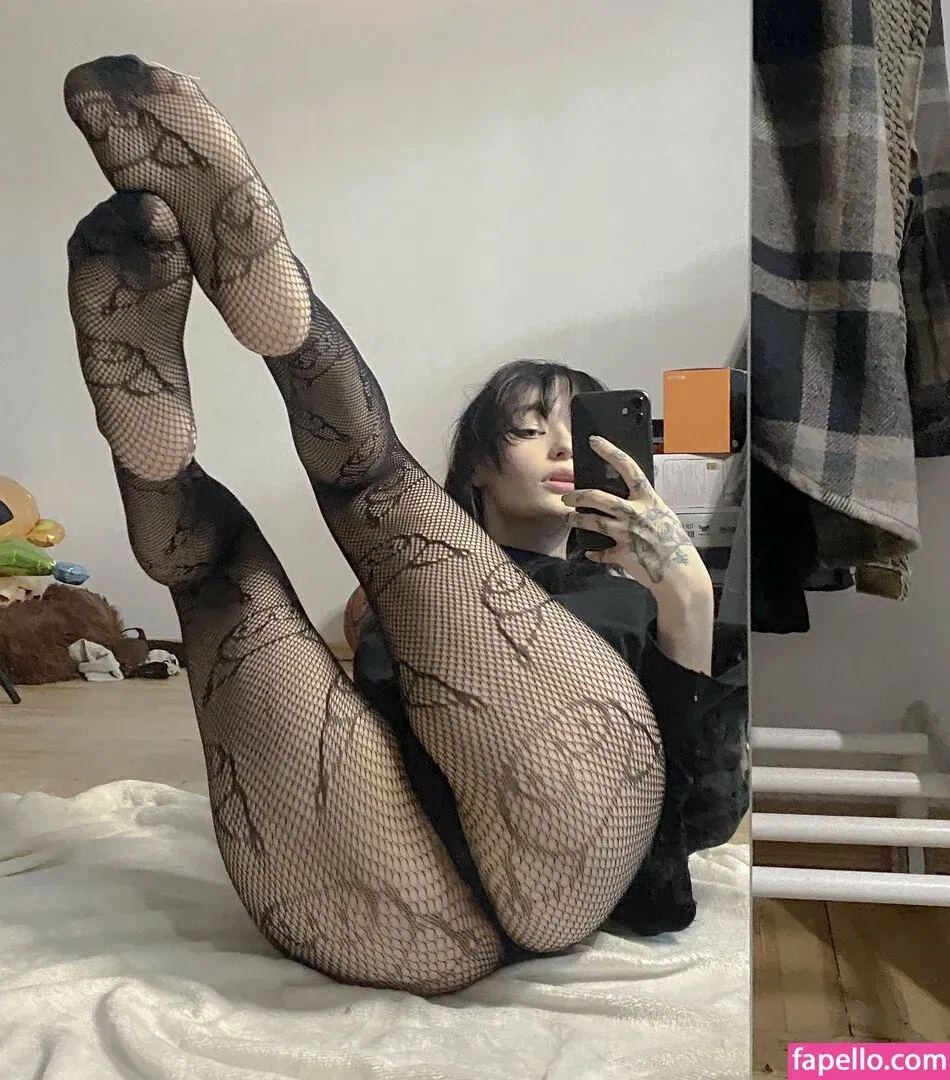 Yourpersonalwaifu Onlyfans Photo Gallery 