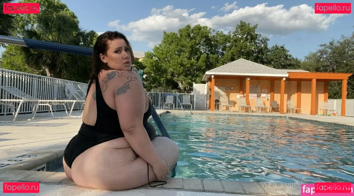 lushie-lauren Onlyfans Photo Gallery 