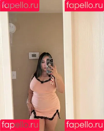 Valentine Thao Onlyfans Photo Gallery 