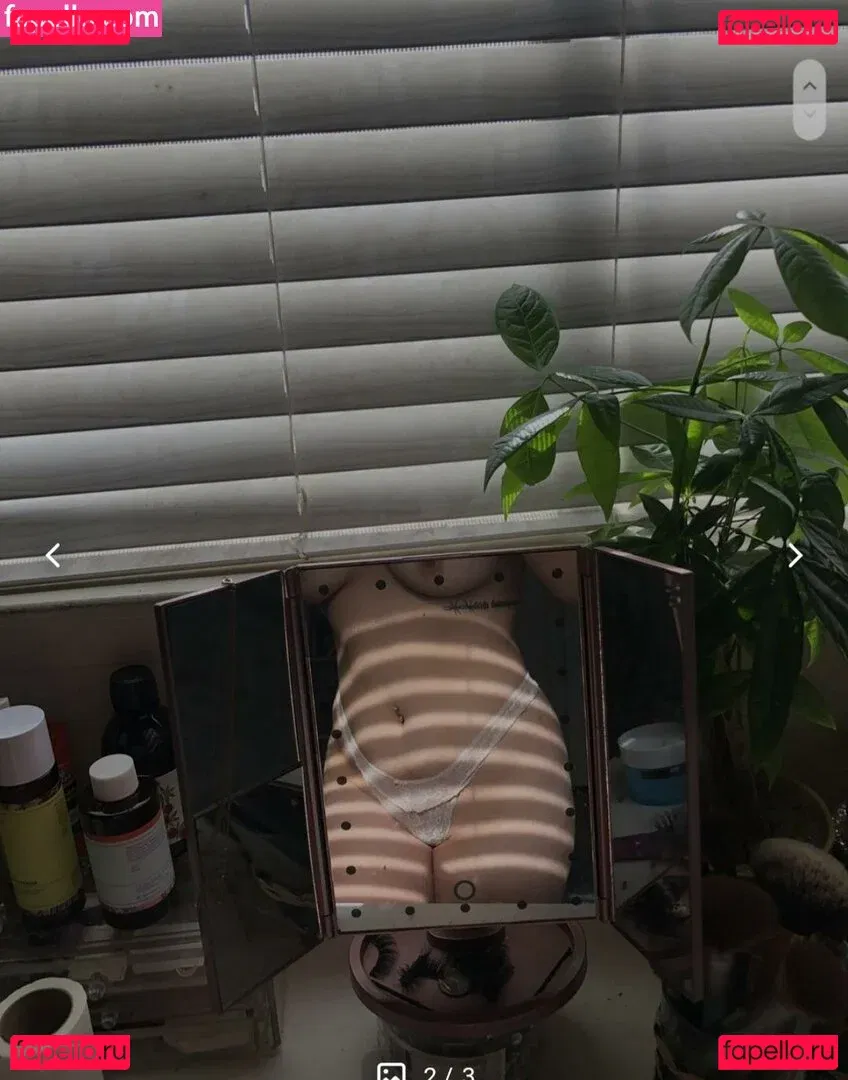 Valentine Thao Onlyfans Photo Gallery 