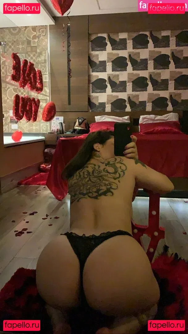 Yasmim Prado Onlyfans Photo Gallery 