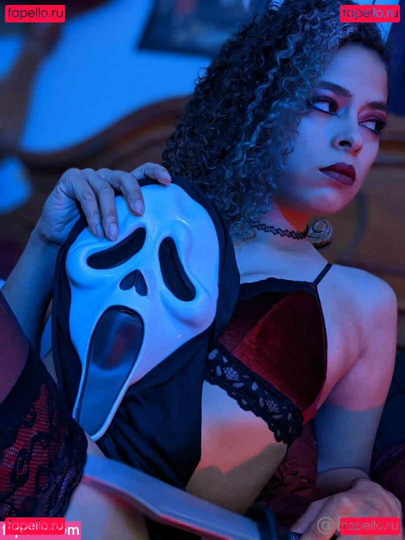 enasni Onlyfans Photo Gallery 