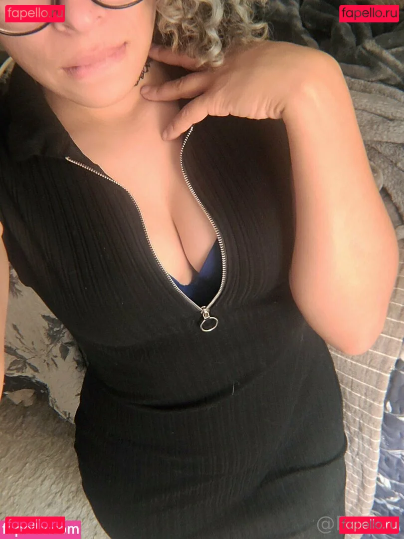 enasni Onlyfans Photo Gallery 