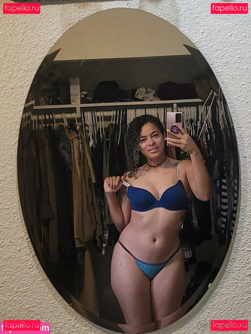 enasni Onlyfans Photo Gallery 