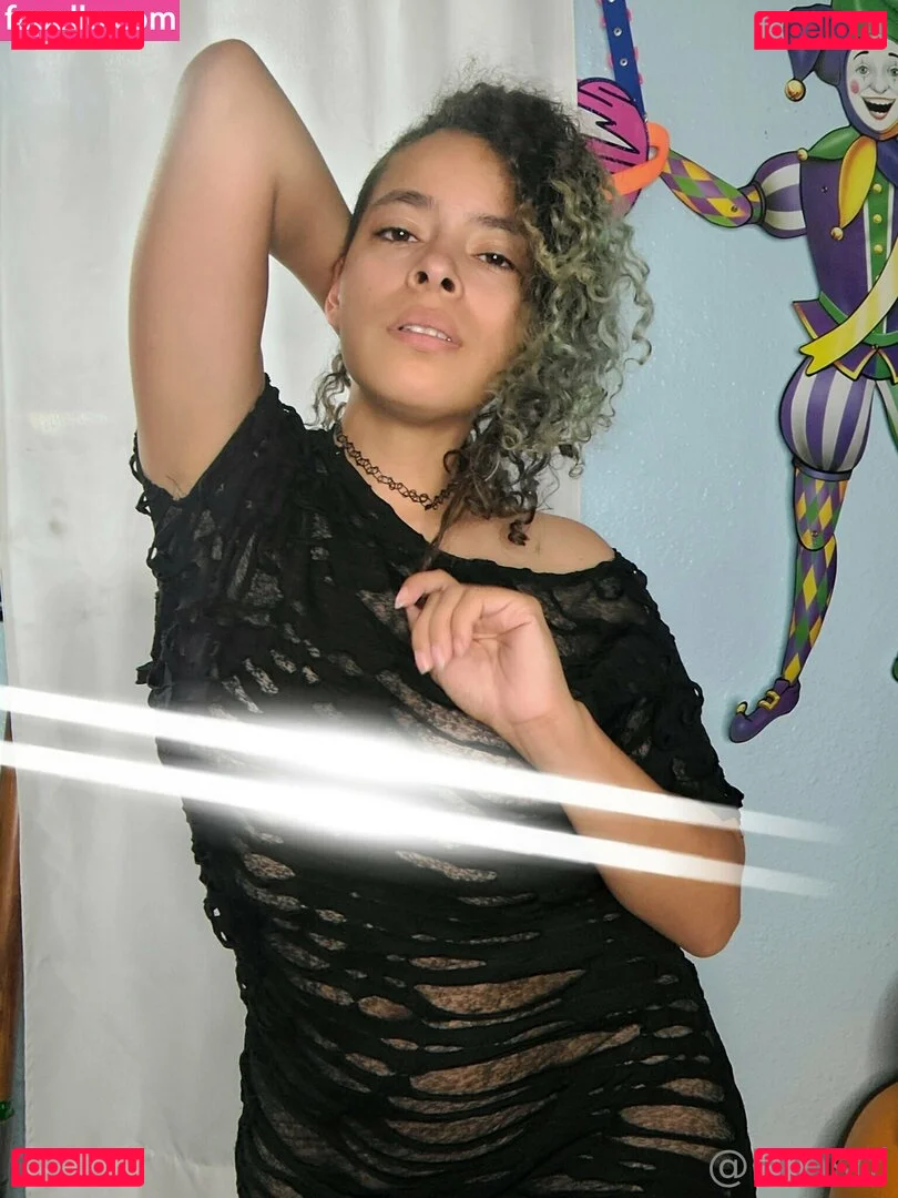 enasni Onlyfans Photo Gallery 