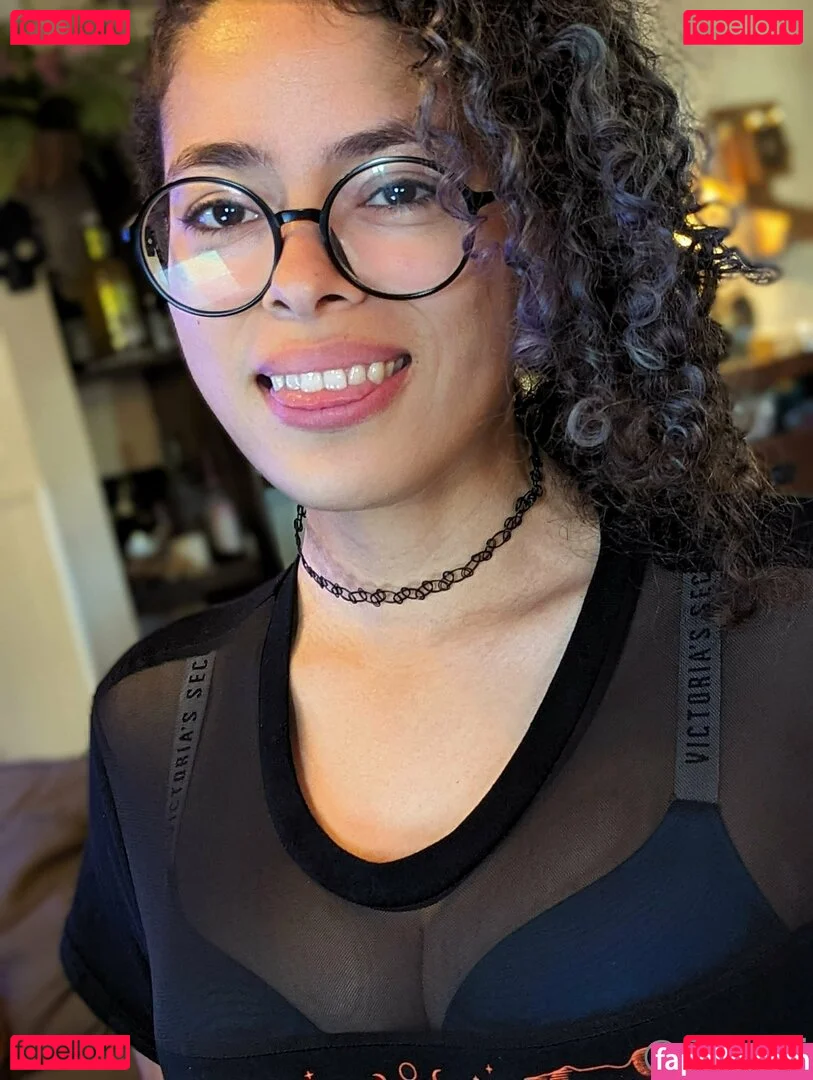 enasni Onlyfans Photo Gallery 