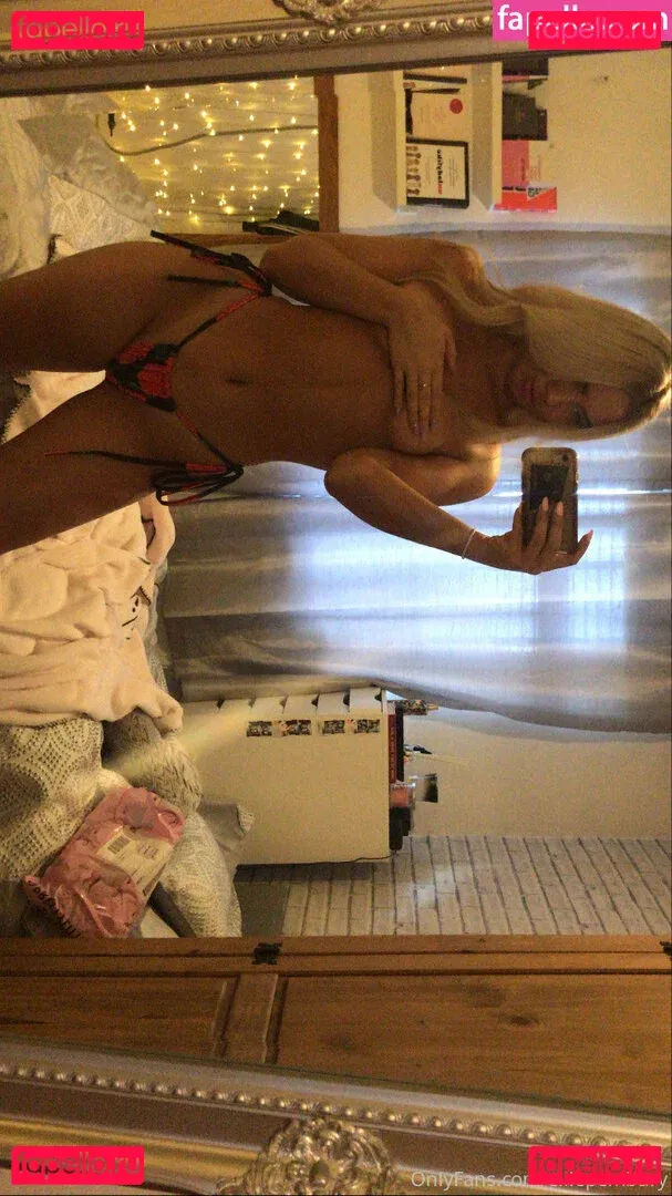 Ellie Pembury Onlyfans Photo Gallery 