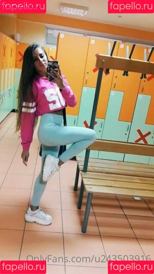 alice_l Onlyfans Photo Gallery 