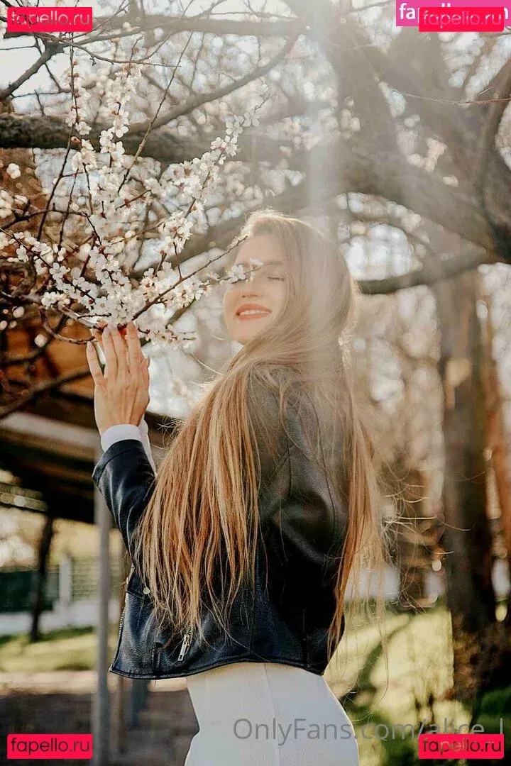 alice_l Onlyfans Photo Gallery 