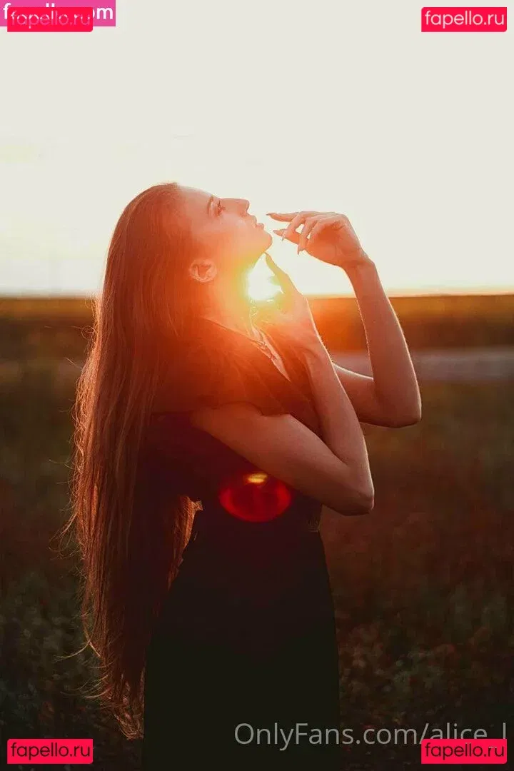 alice_l Onlyfans Photo Gallery 