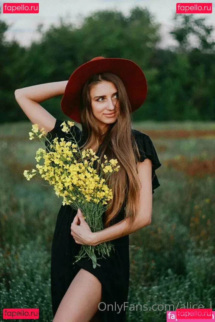 alice_l Onlyfans Photo Gallery 