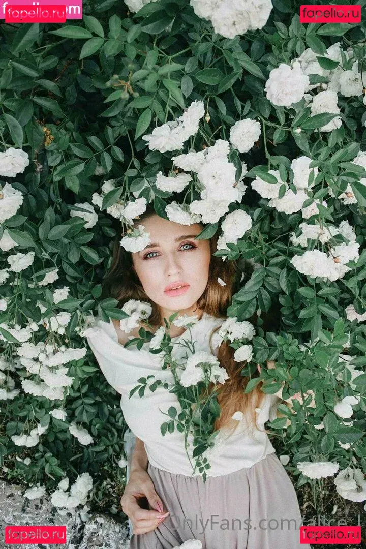 alice_l Onlyfans Photo Gallery 