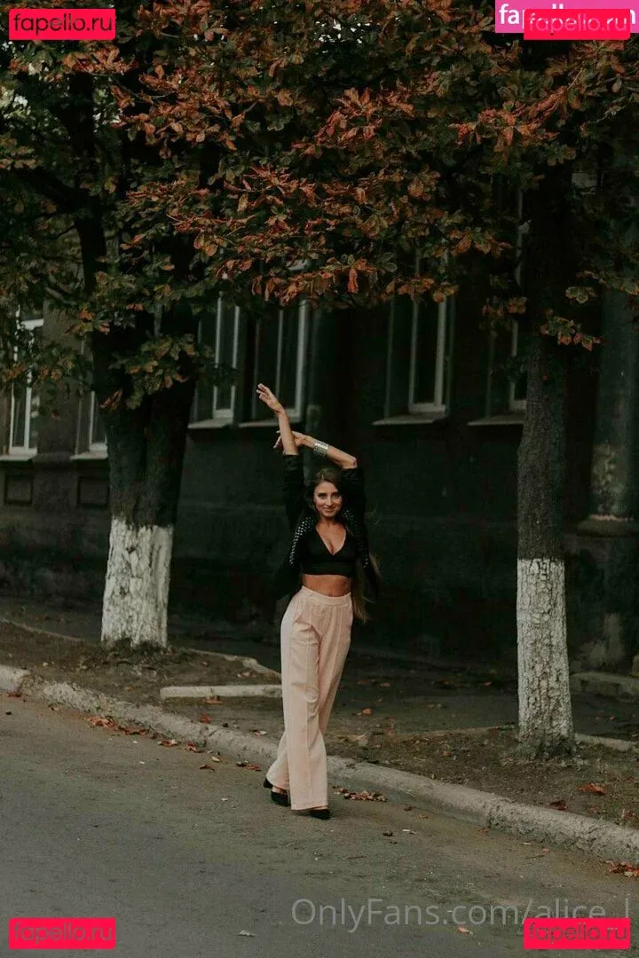 alice_l Onlyfans Photo Gallery 