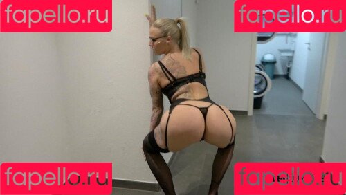 Lady Lara Onlyfans Photo Gallery 