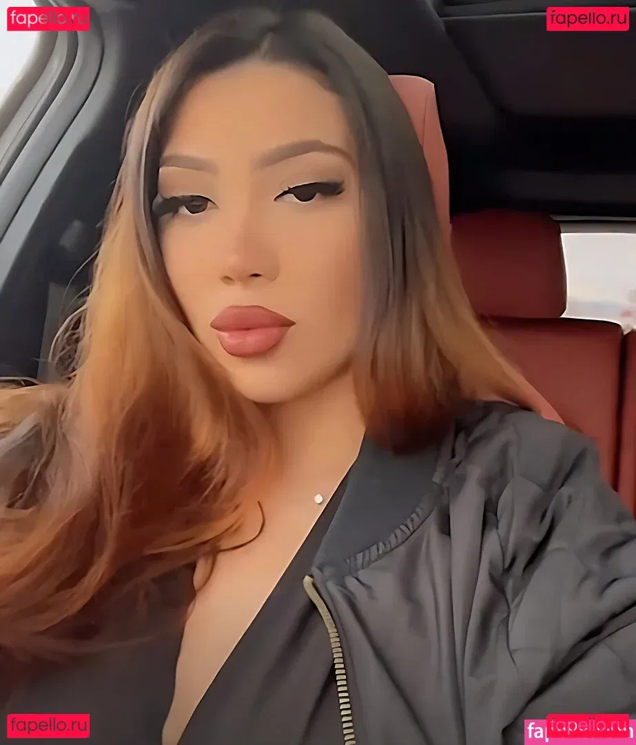 _xsvee Onlyfans Photo Gallery 