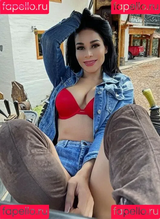 Yuliett Torres Onlyfans Photo Gallery 