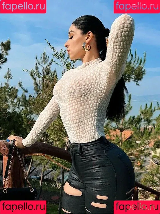 Yuliett Torres Onlyfans Photo Gallery 