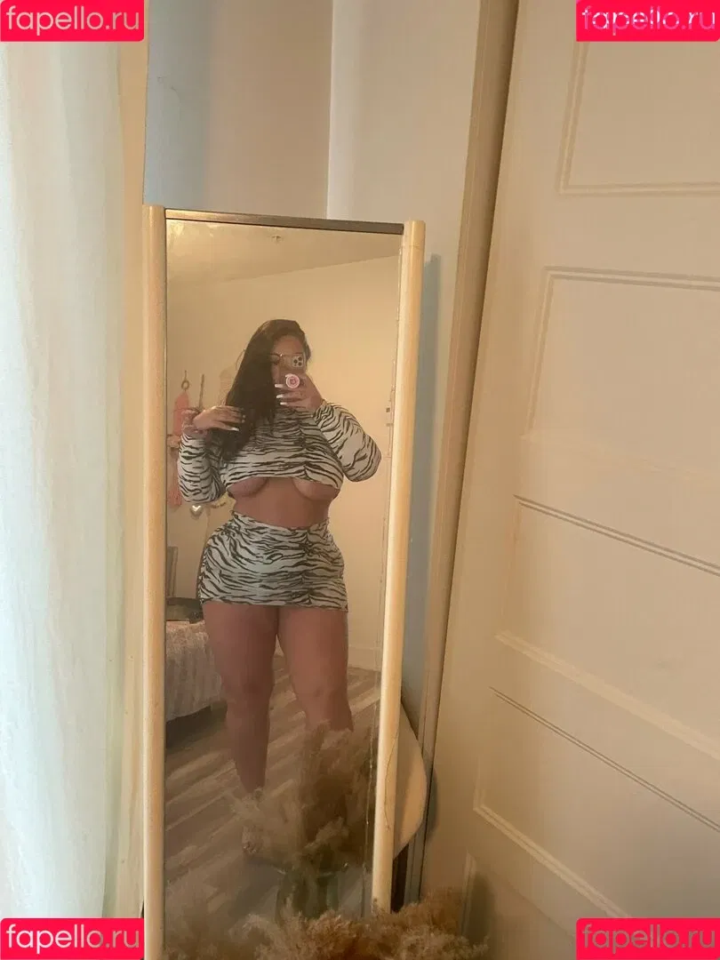 MiMiko Divine Onlyfans Photo Gallery 
