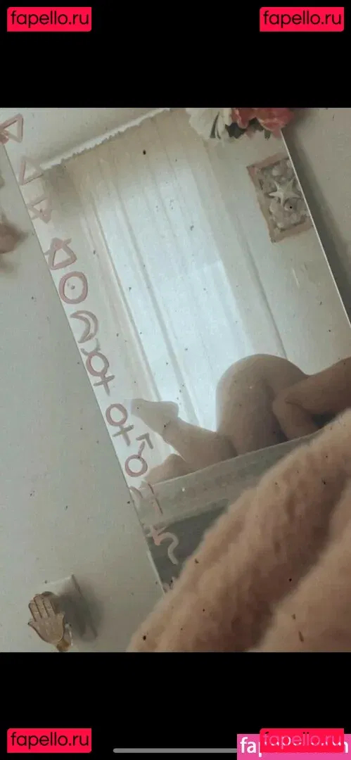 MiMiko Divine Onlyfans Photo Gallery 