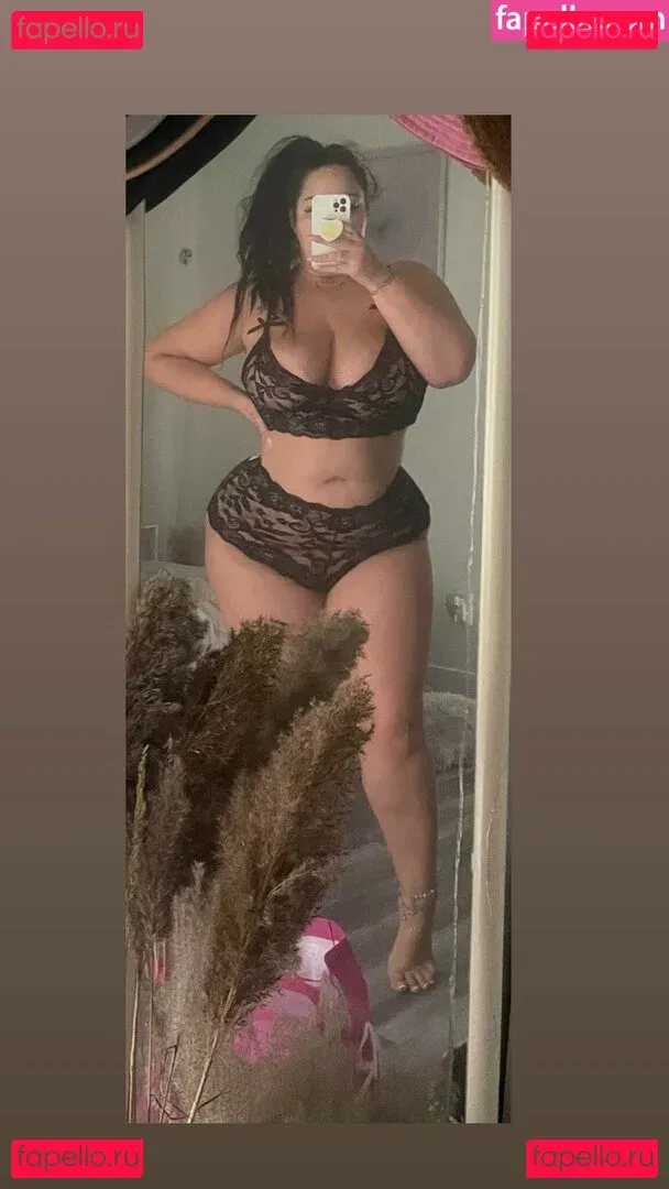 MiMiko Divine Onlyfans Photo Gallery 