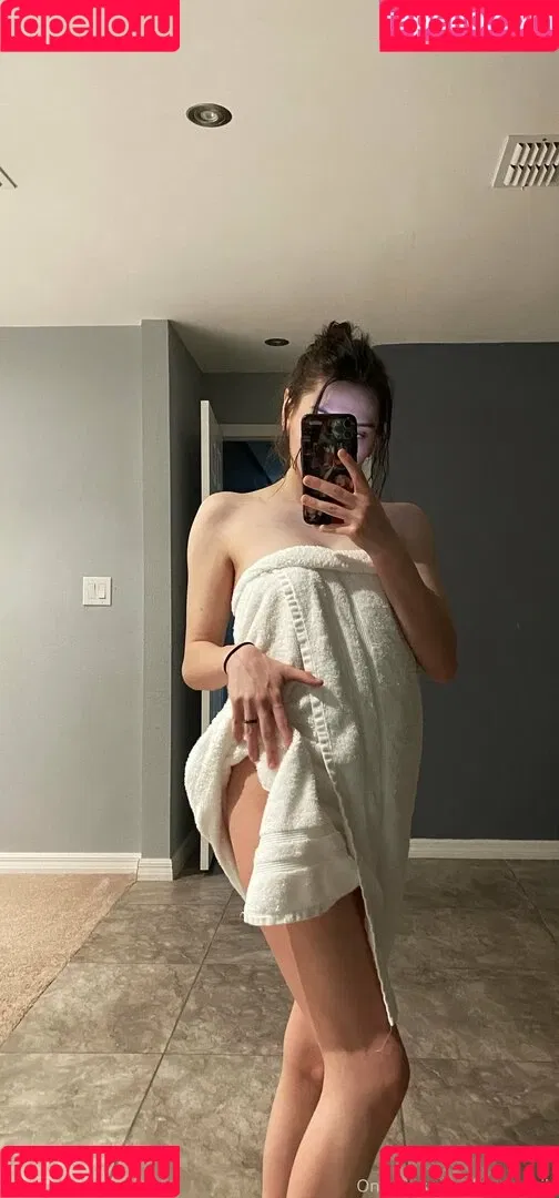 himawariki Onlyfans Photo Gallery 