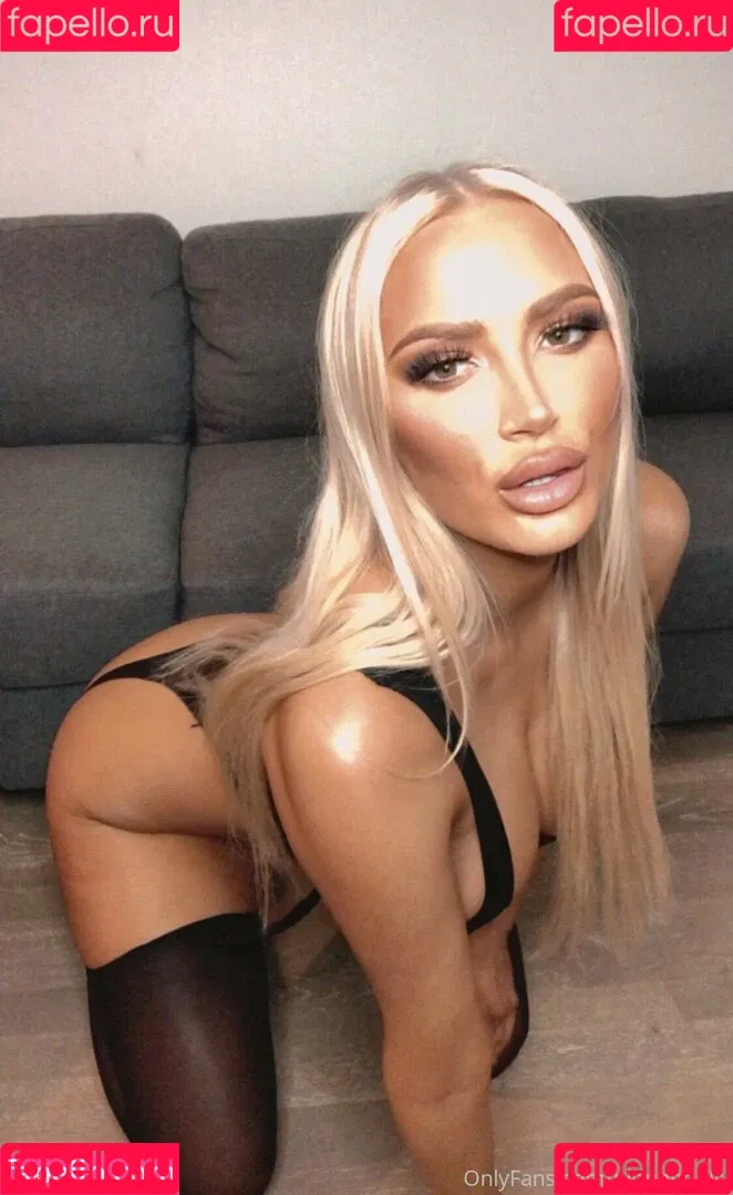 Blondedoll Onlyfans Photo Gallery 