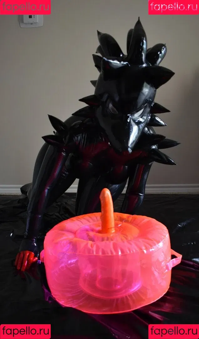 nami_latex Onlyfans Photo Gallery 