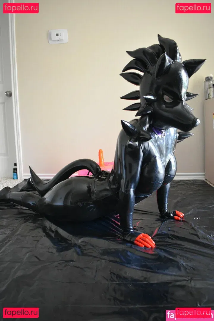 nami_latex Onlyfans Photo Gallery 