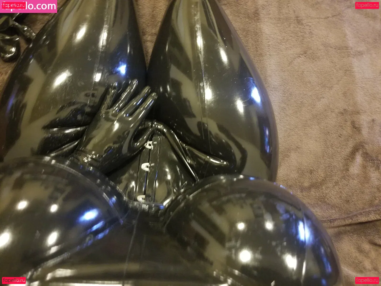 nami_latex Onlyfans Photo Gallery 