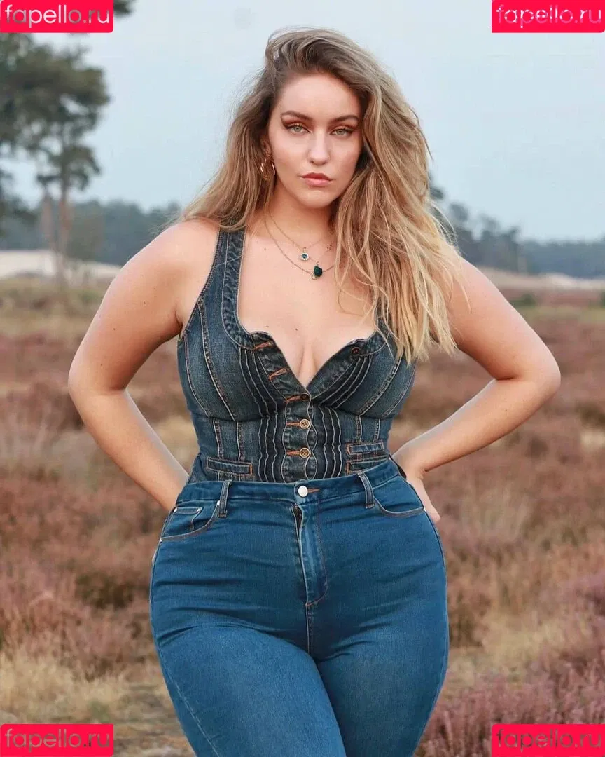 Joann Van Den Herik Onlyfans Photo Gallery 