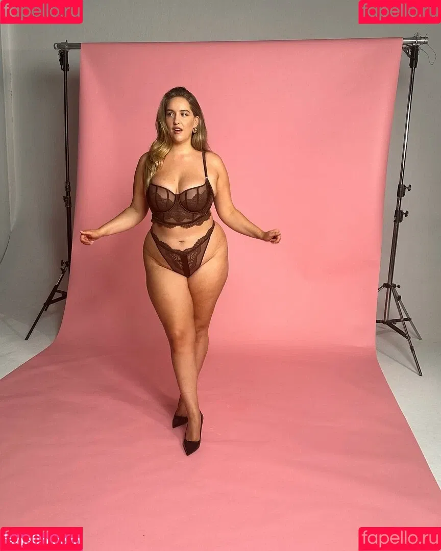 Joann Van Den Herik Onlyfans Photo Gallery 