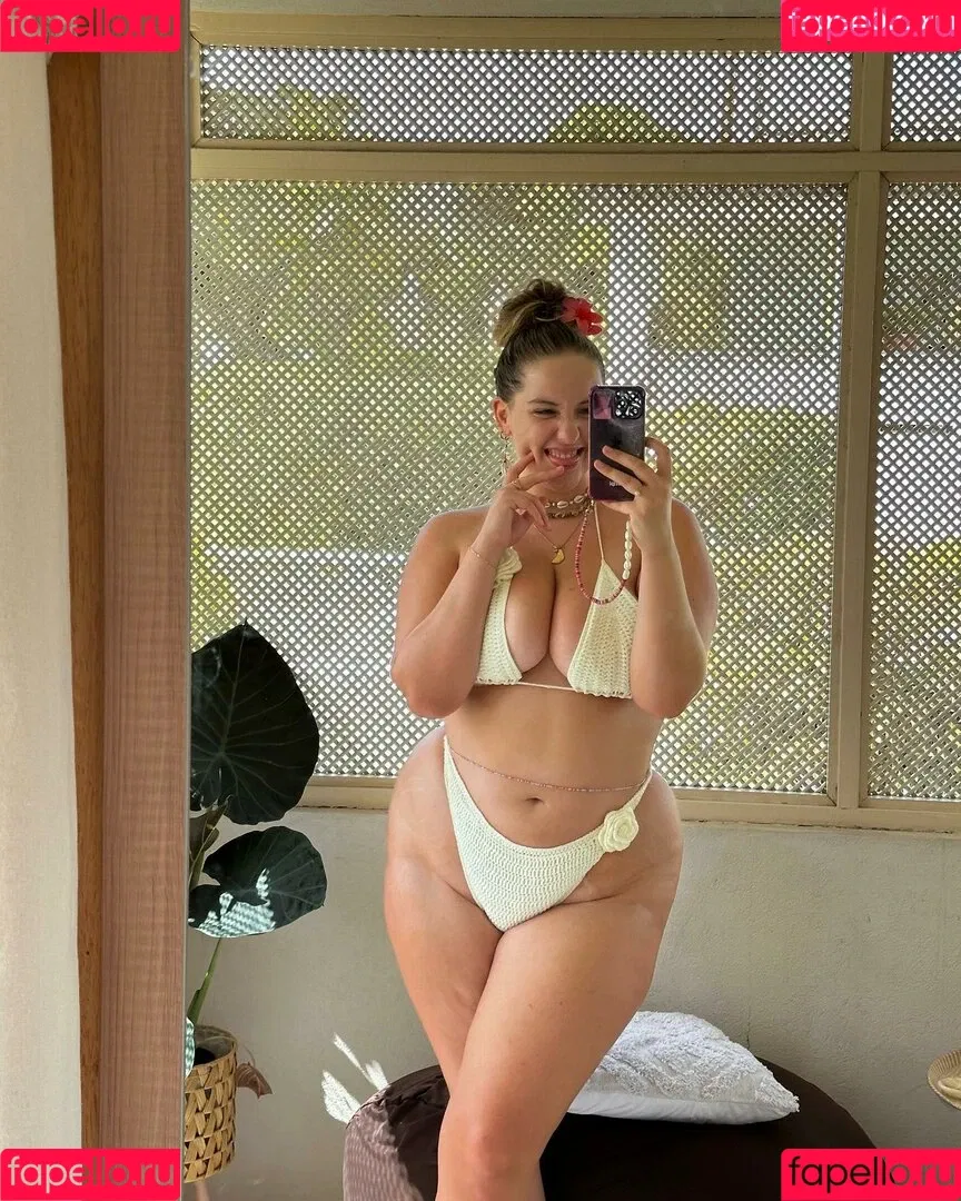 Joann Van Den Herik Onlyfans Photo Gallery 
