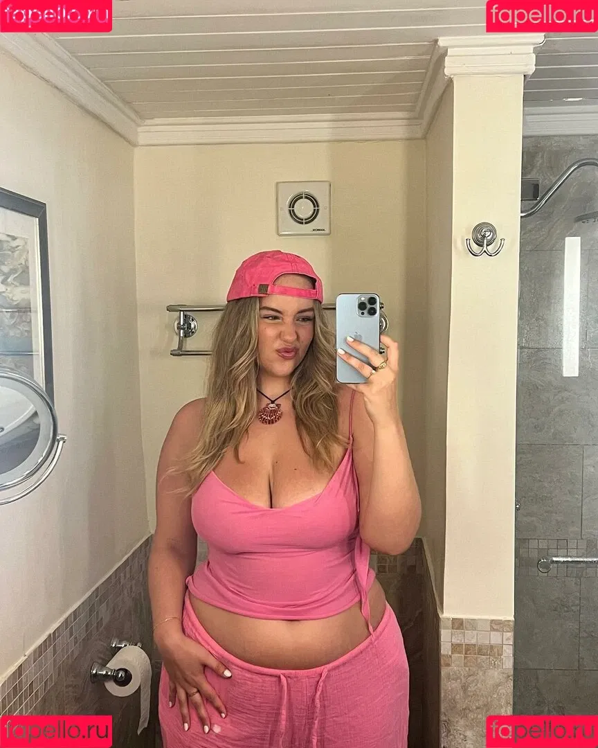 Joann Van Den Herik Onlyfans Photo Gallery 