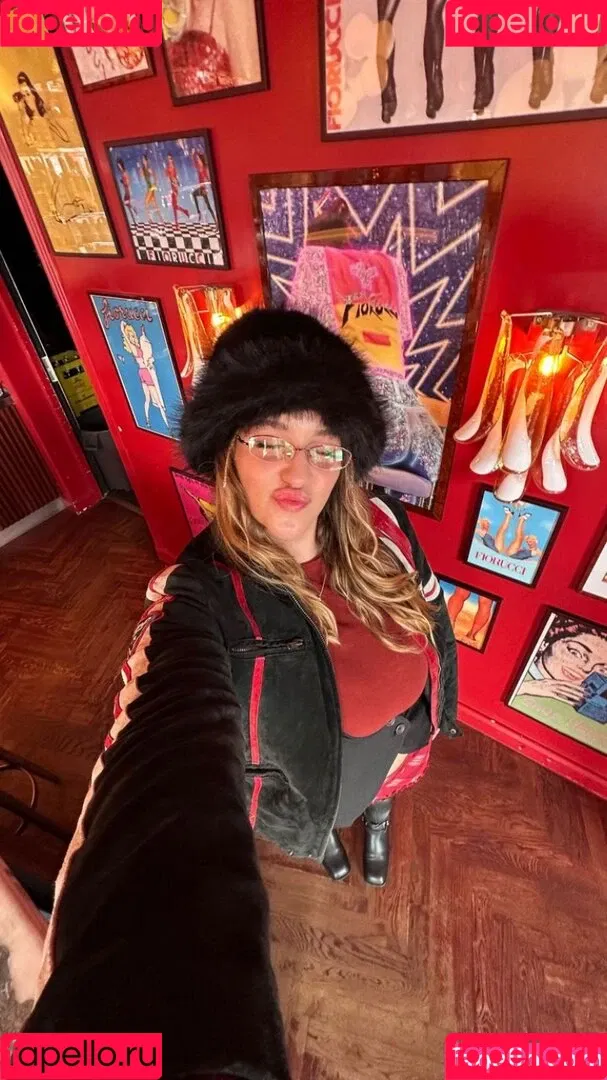 Joann Van Den Herik Onlyfans Photo Gallery 
