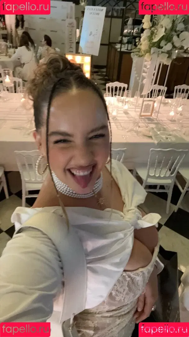 Joann Van Den Herik Onlyfans Photo Gallery 