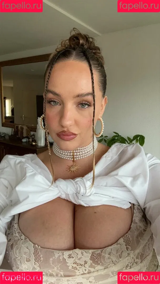 Joann Van Den Herik Onlyfans Photo Gallery 