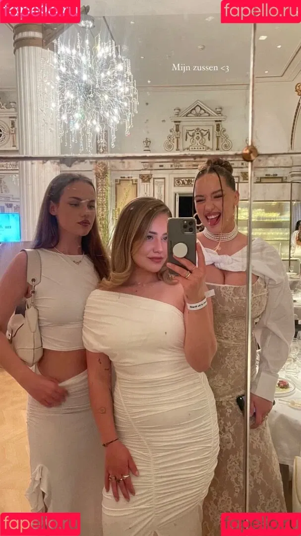 Joann Van Den Herik Onlyfans Photo Gallery 