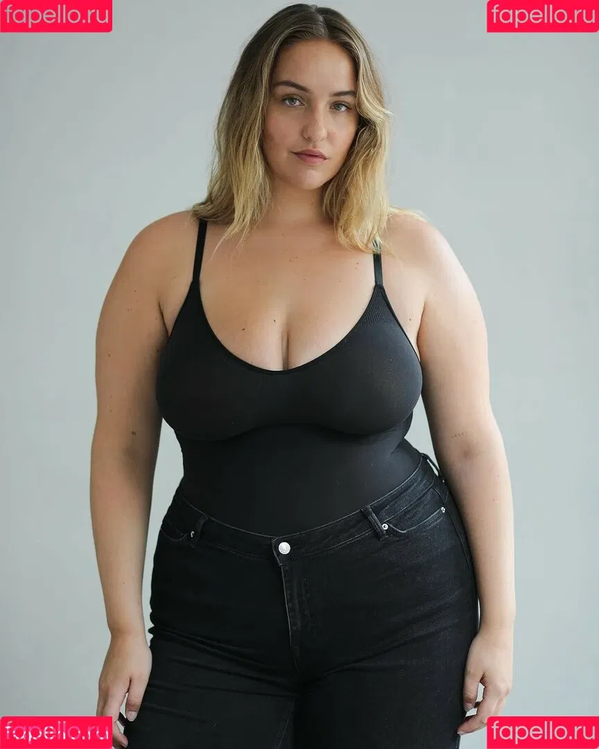 Joann Van Den Herik Onlyfans Photo Gallery 
