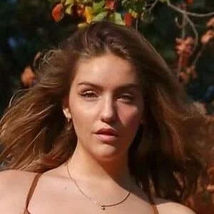 Joann Van Den Herik Onlyfans Photo Gallery 