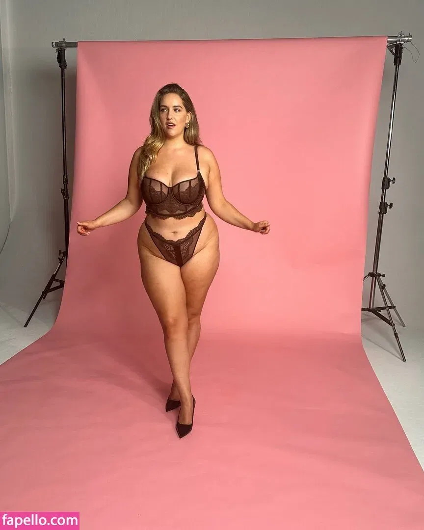 Joann Van Den Herik Onlyfans Photo Gallery 