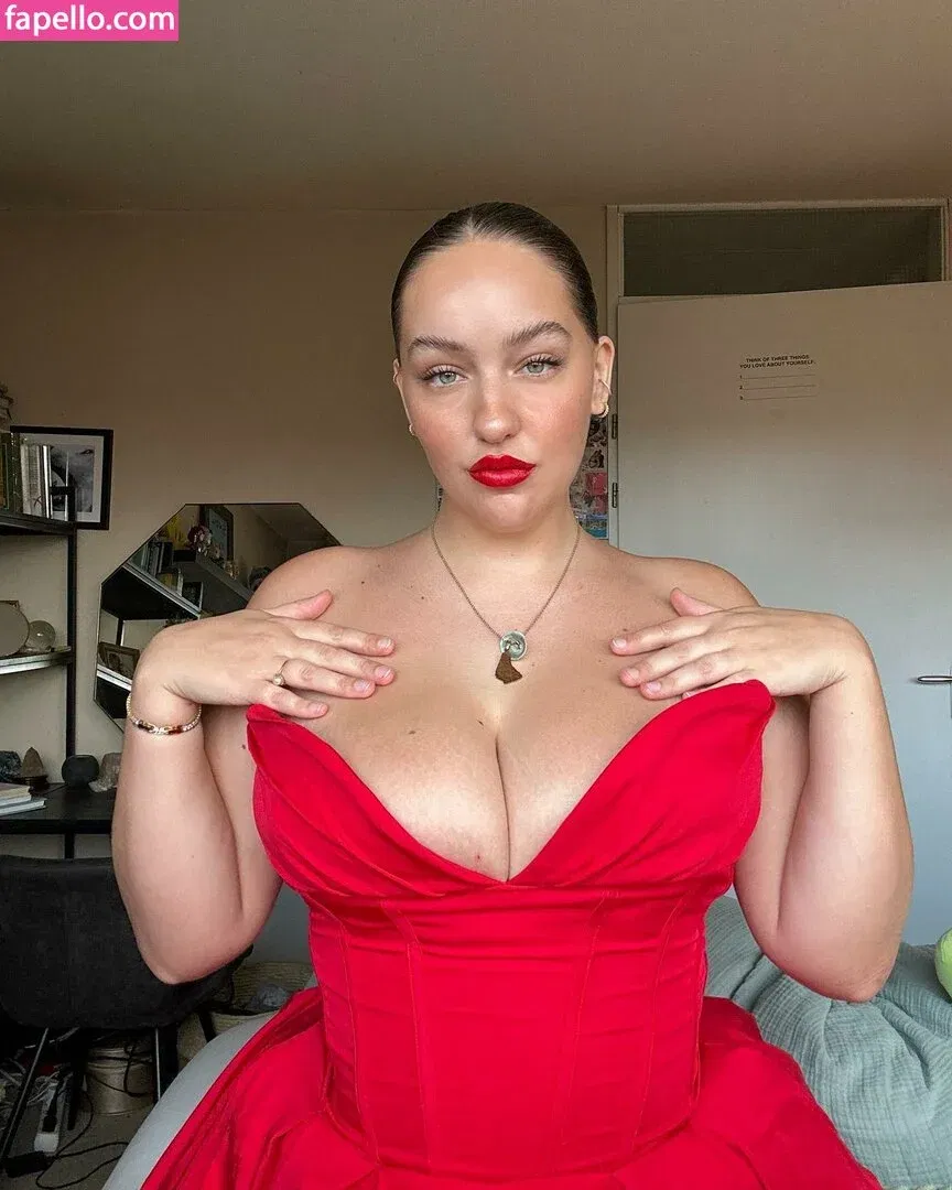 Joann Van Den Herik Onlyfans Photo Gallery 